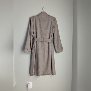 Steve Madden | NWT Beige Houndstooth Trench Coat - Size S